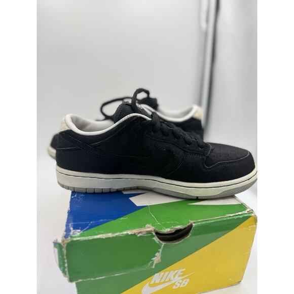 Size 8 - Nike Medicom Toy x Dunk SB Low BE@RBRICK main image 5